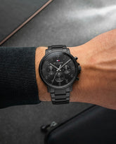 Tommy full black numbers