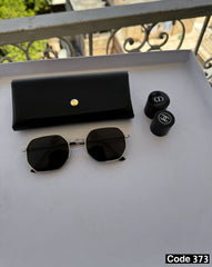 Medium rectangular black sunglasses