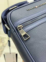 Tommy navy cross bag