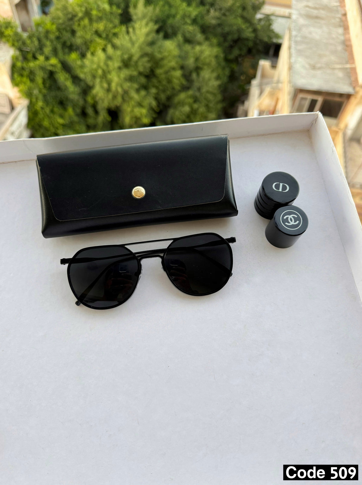 Large round aviator sunglasses