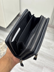 Tommy black hand bag