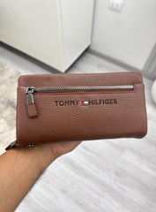 Tommy havan hand bag