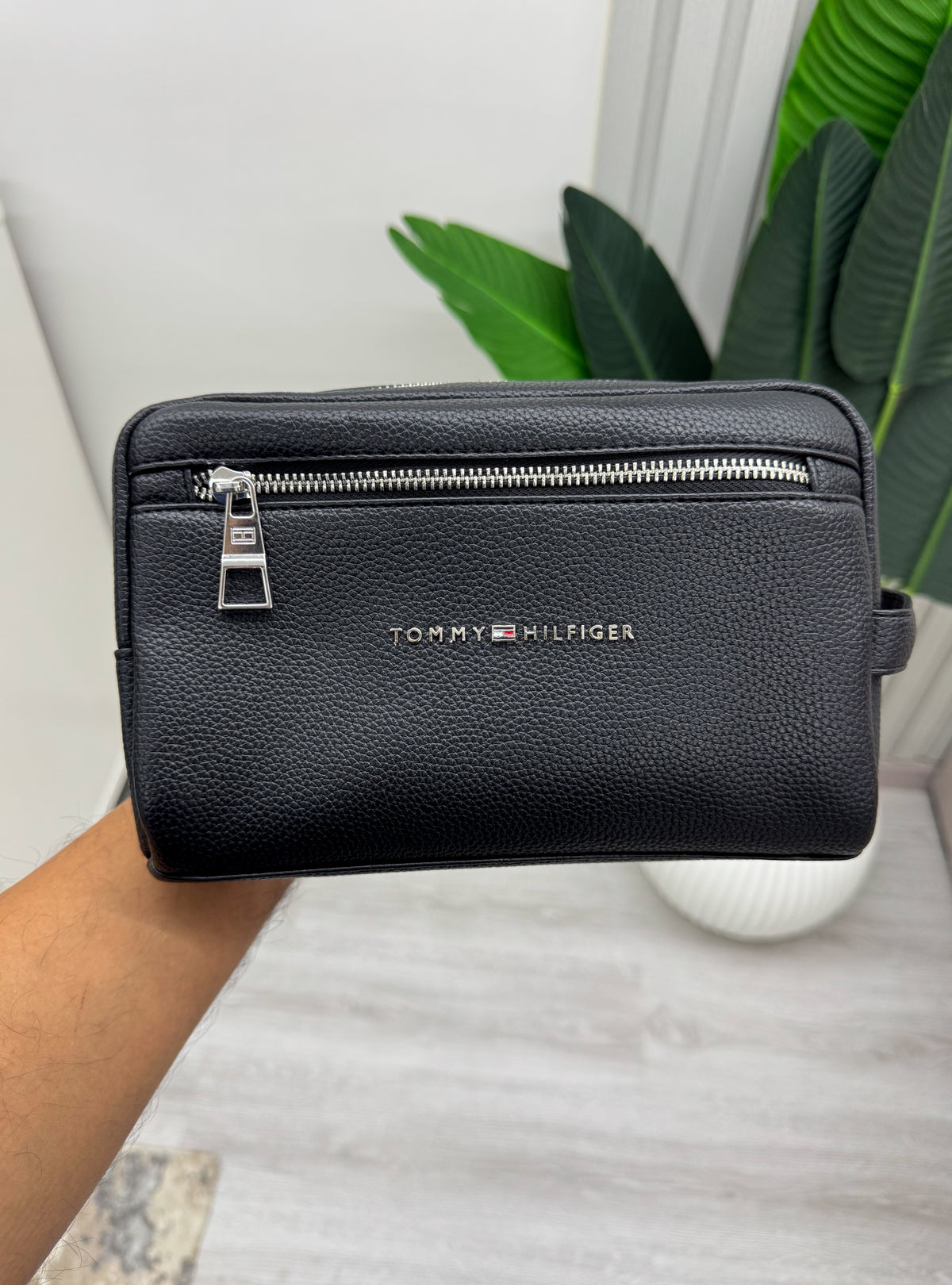 Tommy black hand bag