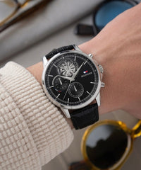 Tommy black leather skeleton