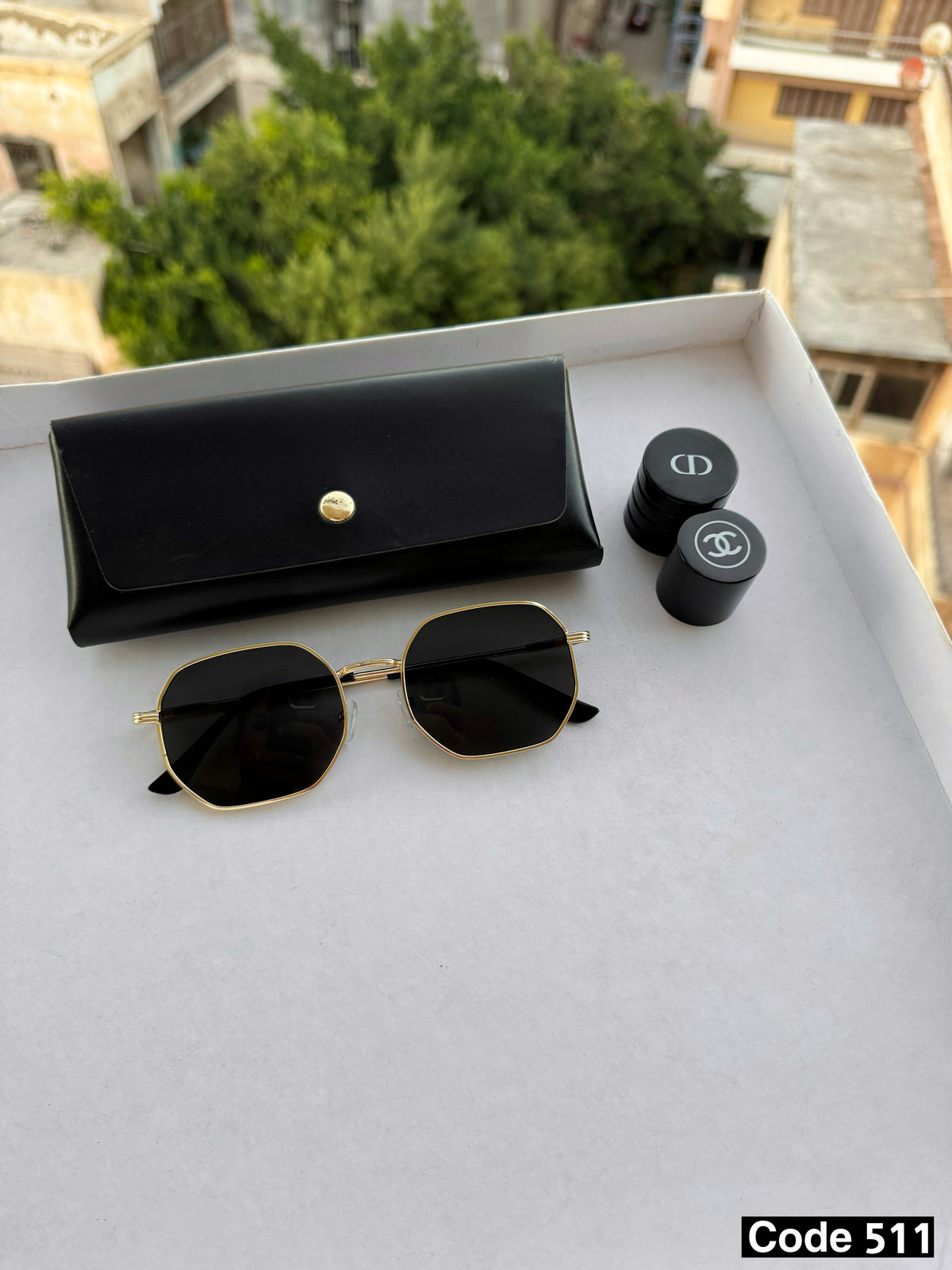 Medium rectangular sunglasses