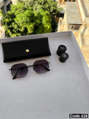Medium rectangular black sunglasses