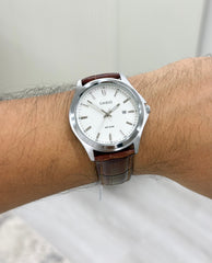 Casio leather basic plain