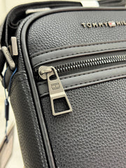 Tommy black cross bag