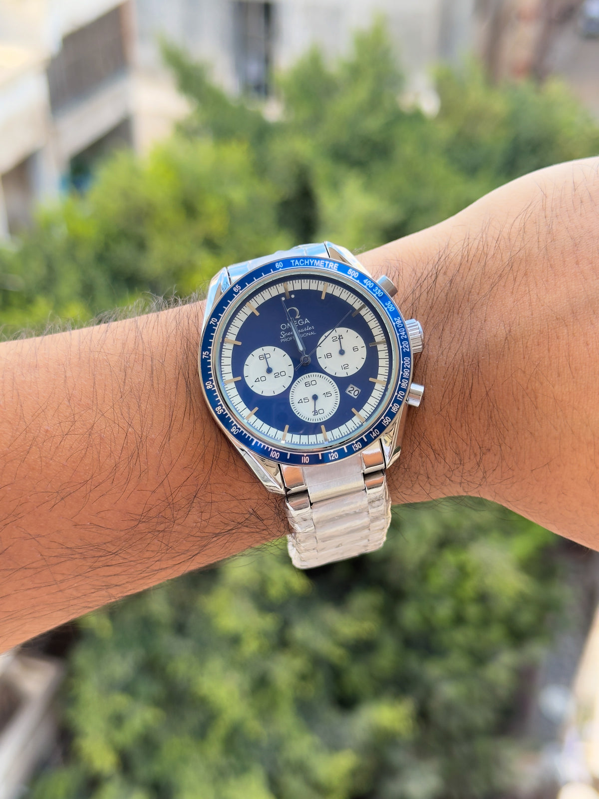 Omega speedmaster metal