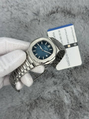 Patek nautilus automatic silver navy 40mm