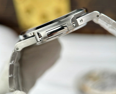 Patek nautilus moon phase silver tiffany 40mm