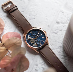 Tommy brown navy skeleton
