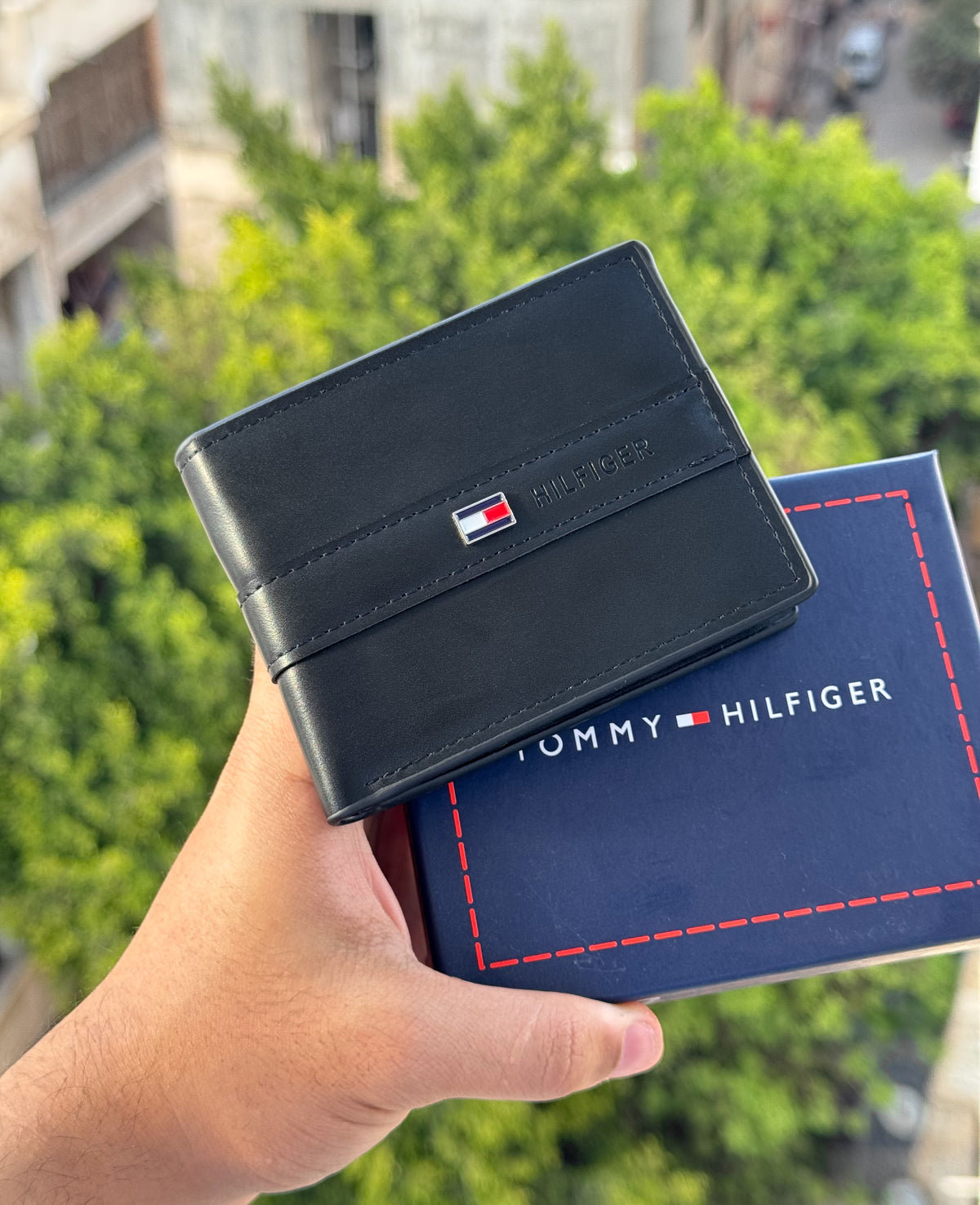 Tommy black wallet
