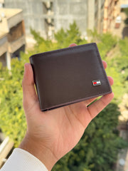 Tommy brown wallet