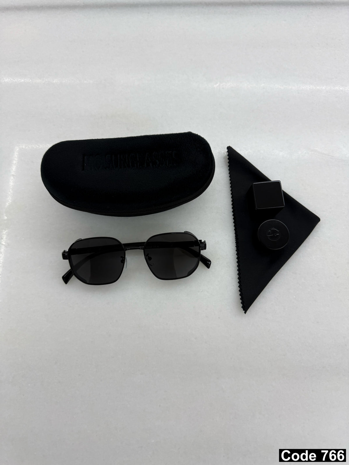 Square medium sunglasses