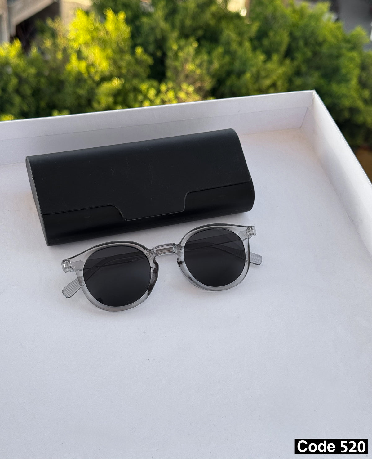 Medium round sunglasses